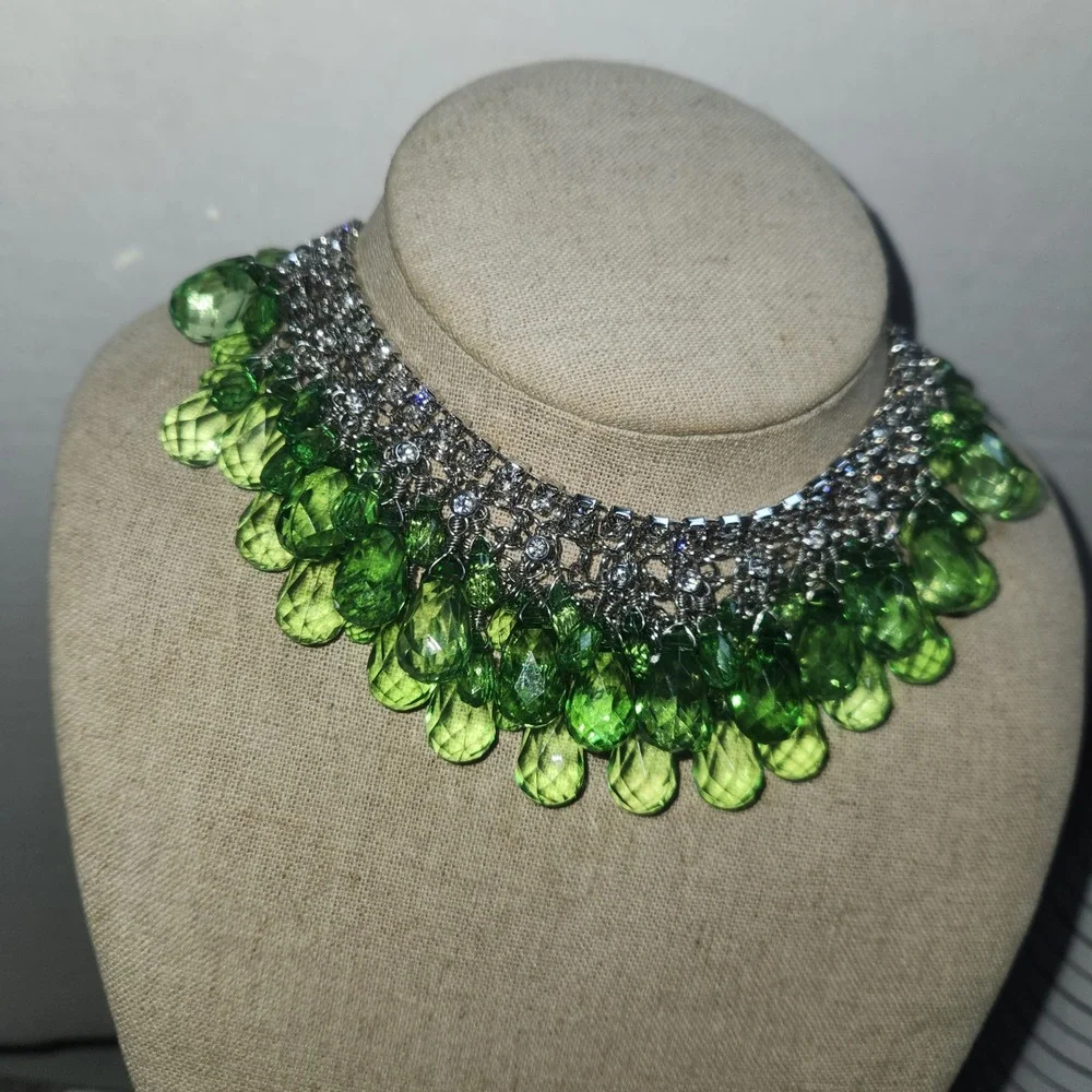 Scaasi Green Crystal Bib Necklace‎ Silver Tone Rhinestone Statement